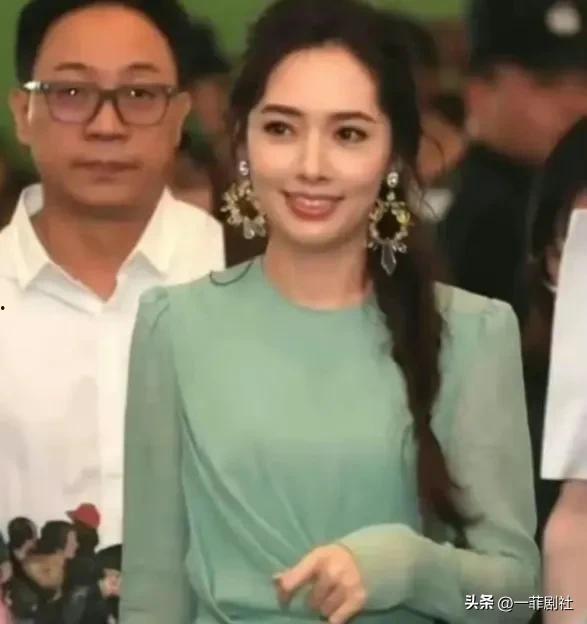 娱乐明星电影吃瓜,明星电影幕后吃瓜大揭秘