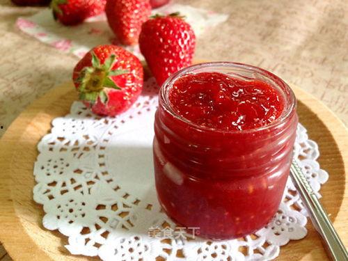 娱乐吃瓜君 草莓果酱,娱乐吃瓜君带你揭秘甜蜜背后的故事