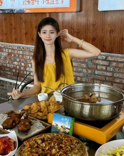 娱乐吃瓜大英子,揭秘娱乐圈幕后故事